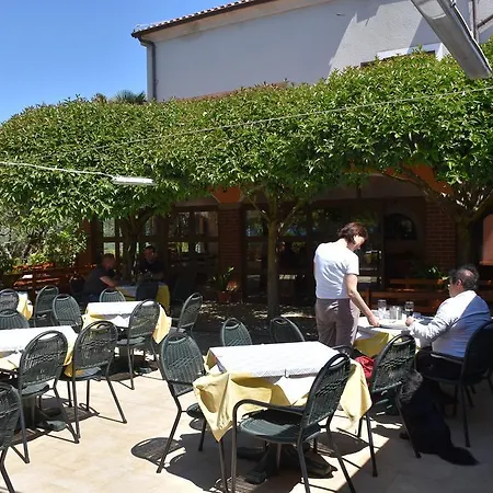 Guest house Fortuna 3*